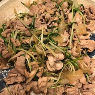 シャキシャキ水菜と豚肉のしょうが焼き^_^